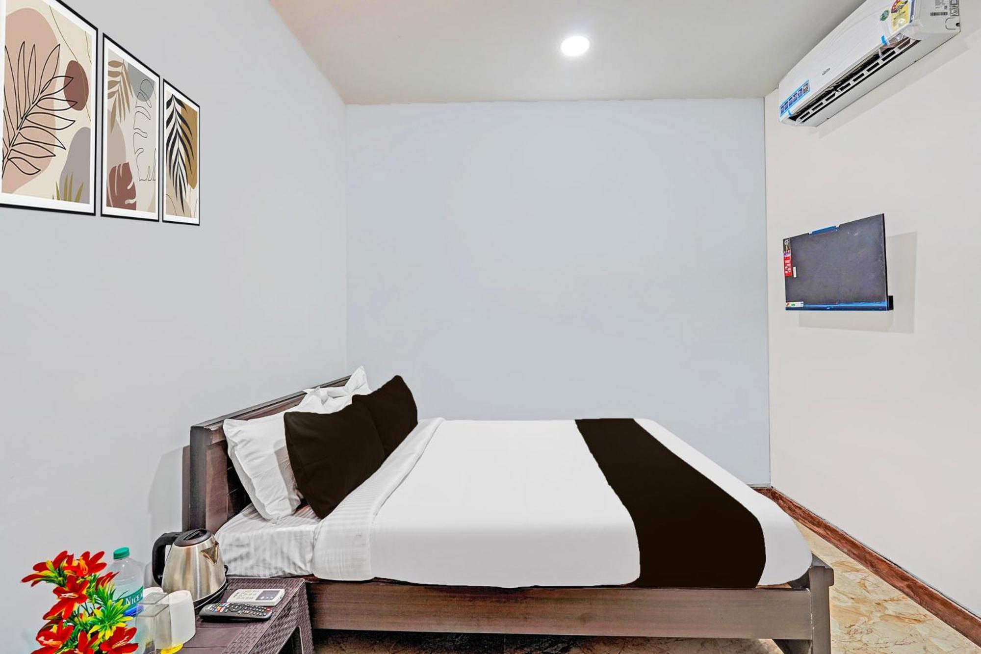Super Hotel O Sholinganallur Near Anjaneya Temple Madras Buitenkant foto