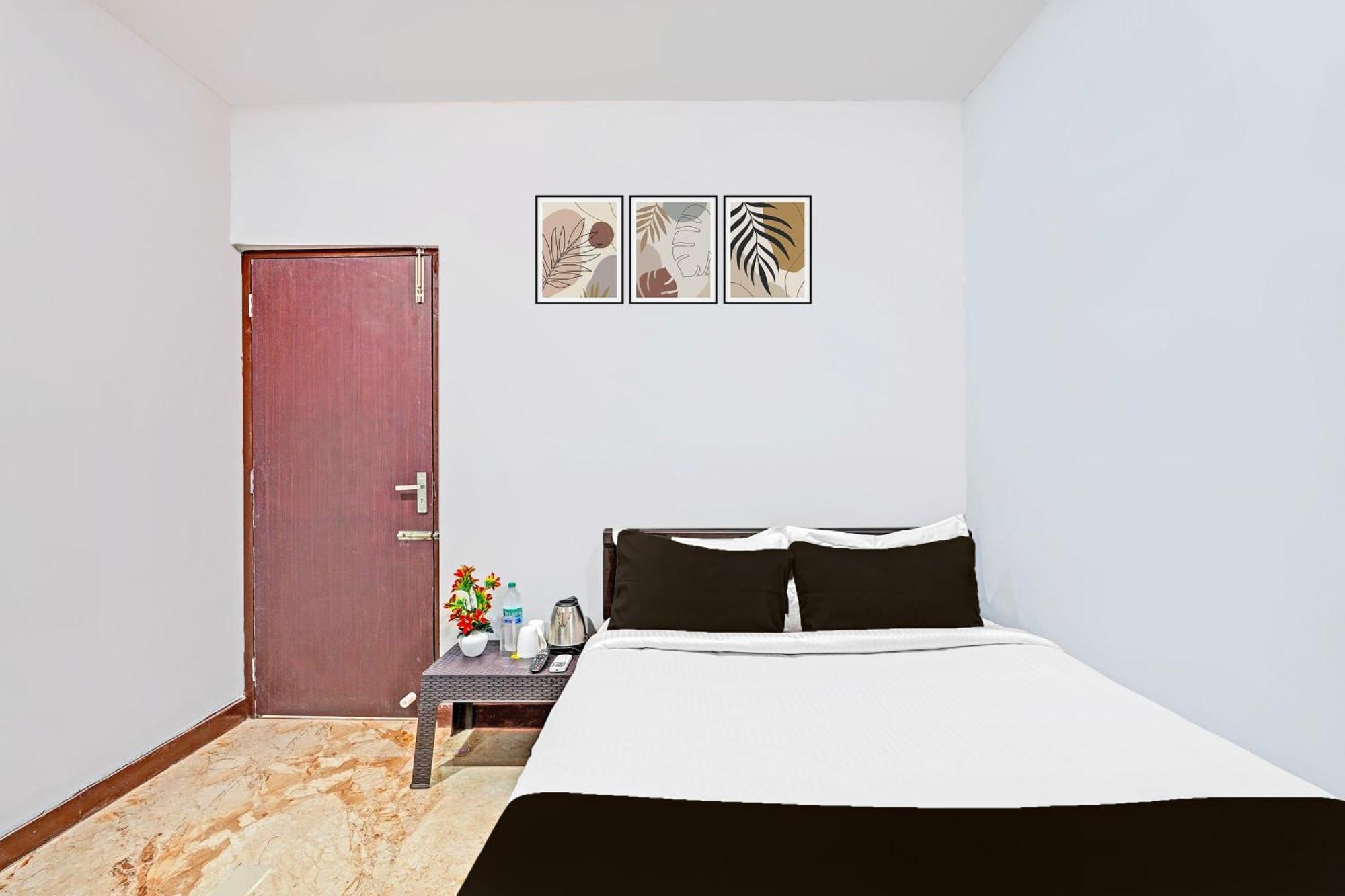 Super Hotel O Sholinganallur Near Anjaneya Temple Madras Buitenkant foto