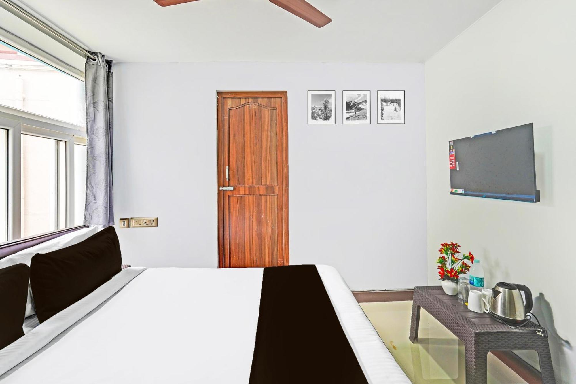 Super Hotel O Sholinganallur Near Anjaneya Temple Madras Buitenkant foto
